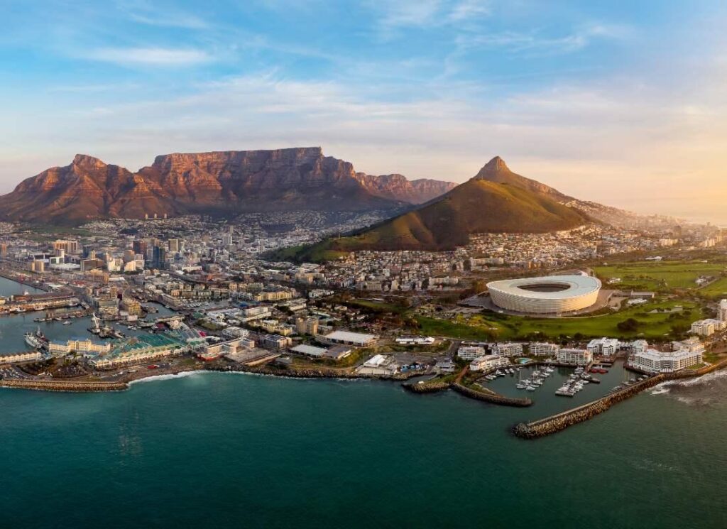 Dél-afrikai utazás Fokváros és Table Mountain látképével