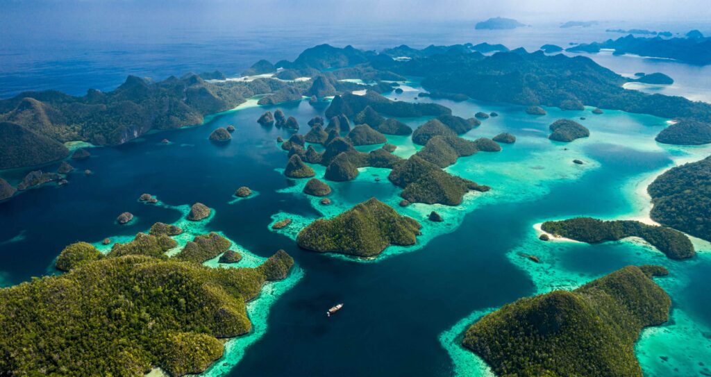 Raja Ampat türkizkék szigetei Indonéziában, Balin túli eldugott úti célként