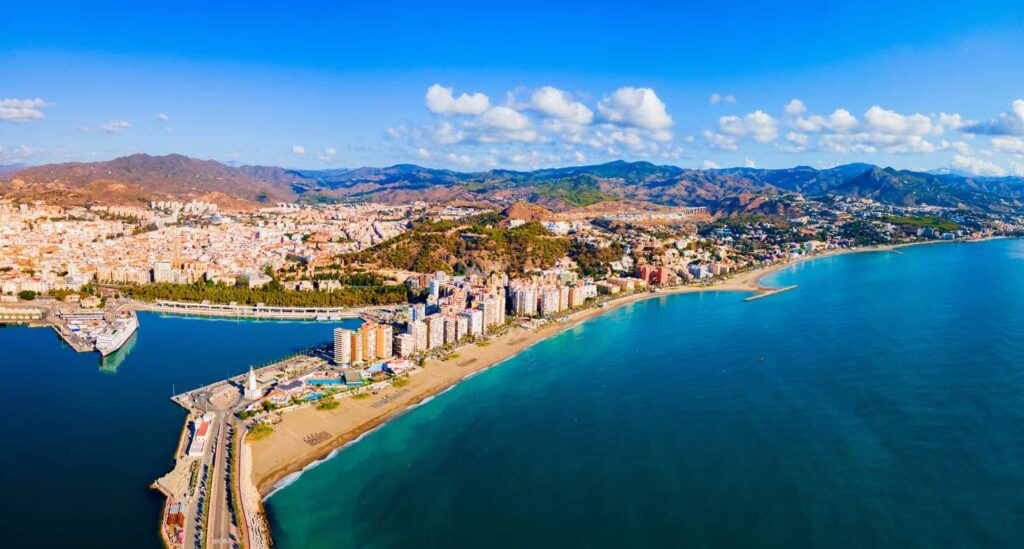 Málaga tengerpartja Spanyolországban európai repjegy ajánlathoz